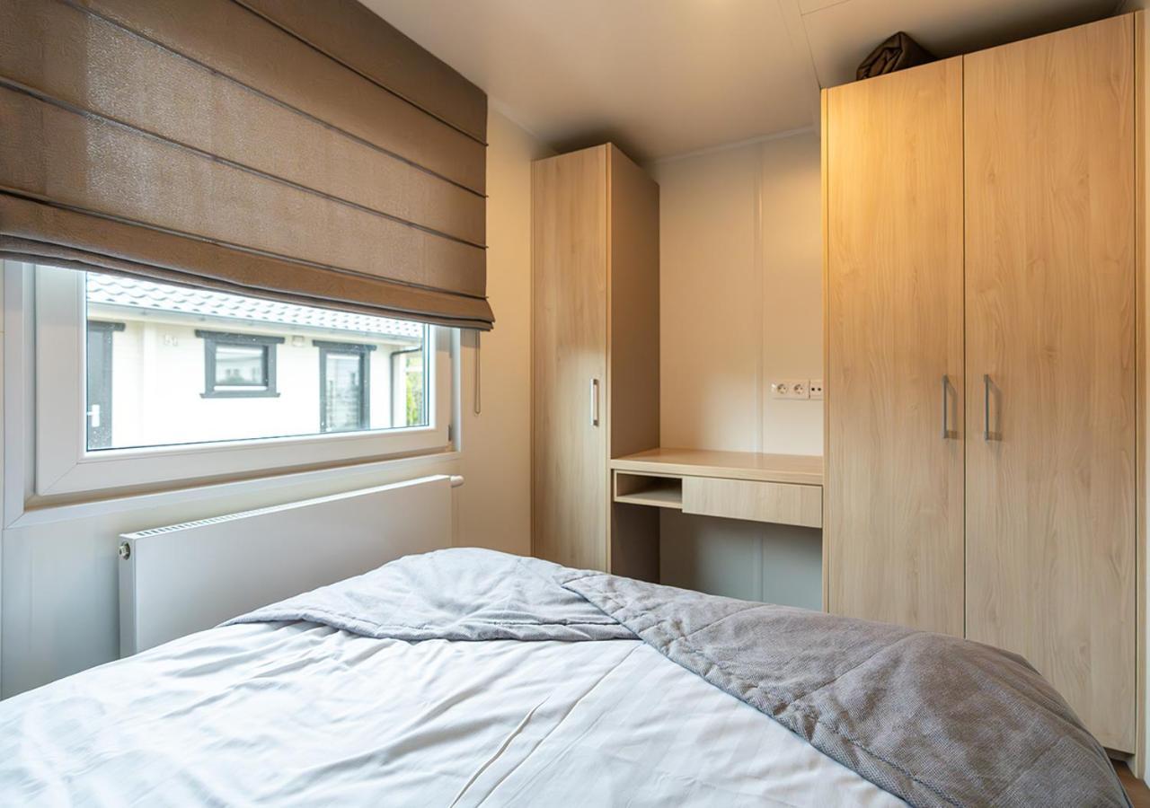 Chaletparc Krabbenkreek Zeeland - Chalet 78 Sint-Annaland Buitenkant foto